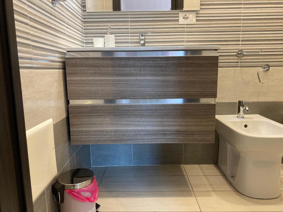 Ruma Guesthouse Napoli Eksteriør bilde